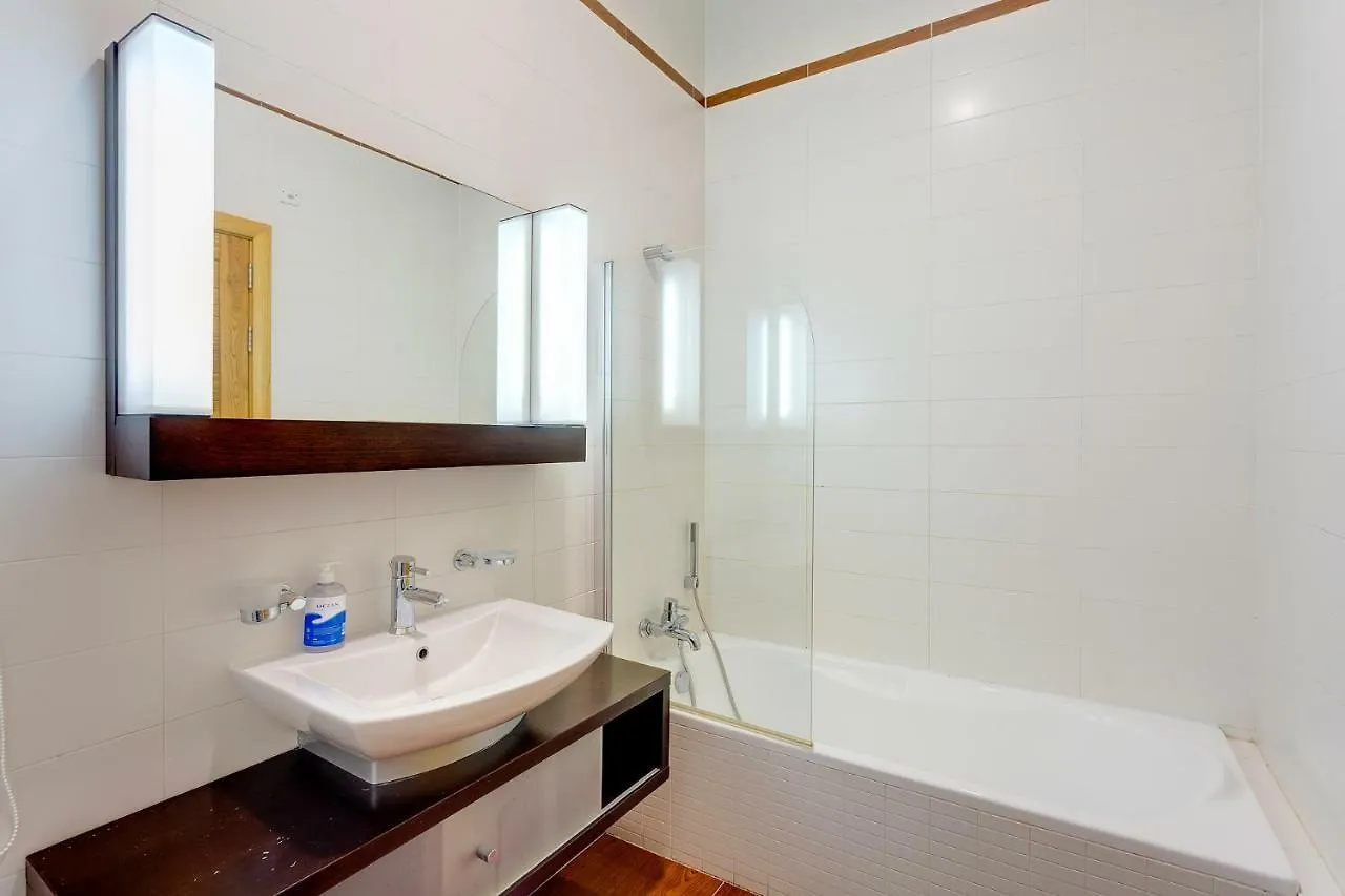 Apartment In Fort Cambridge With Pool Sliema